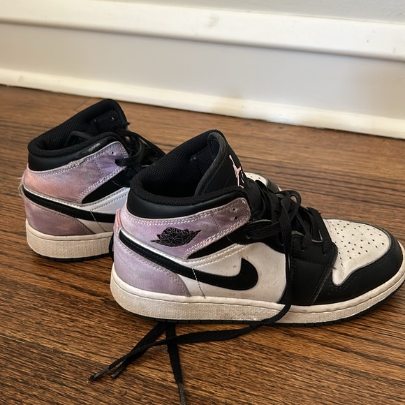 Air jordan mids size big kid grade school 4.5Y - Picture 3 of 6